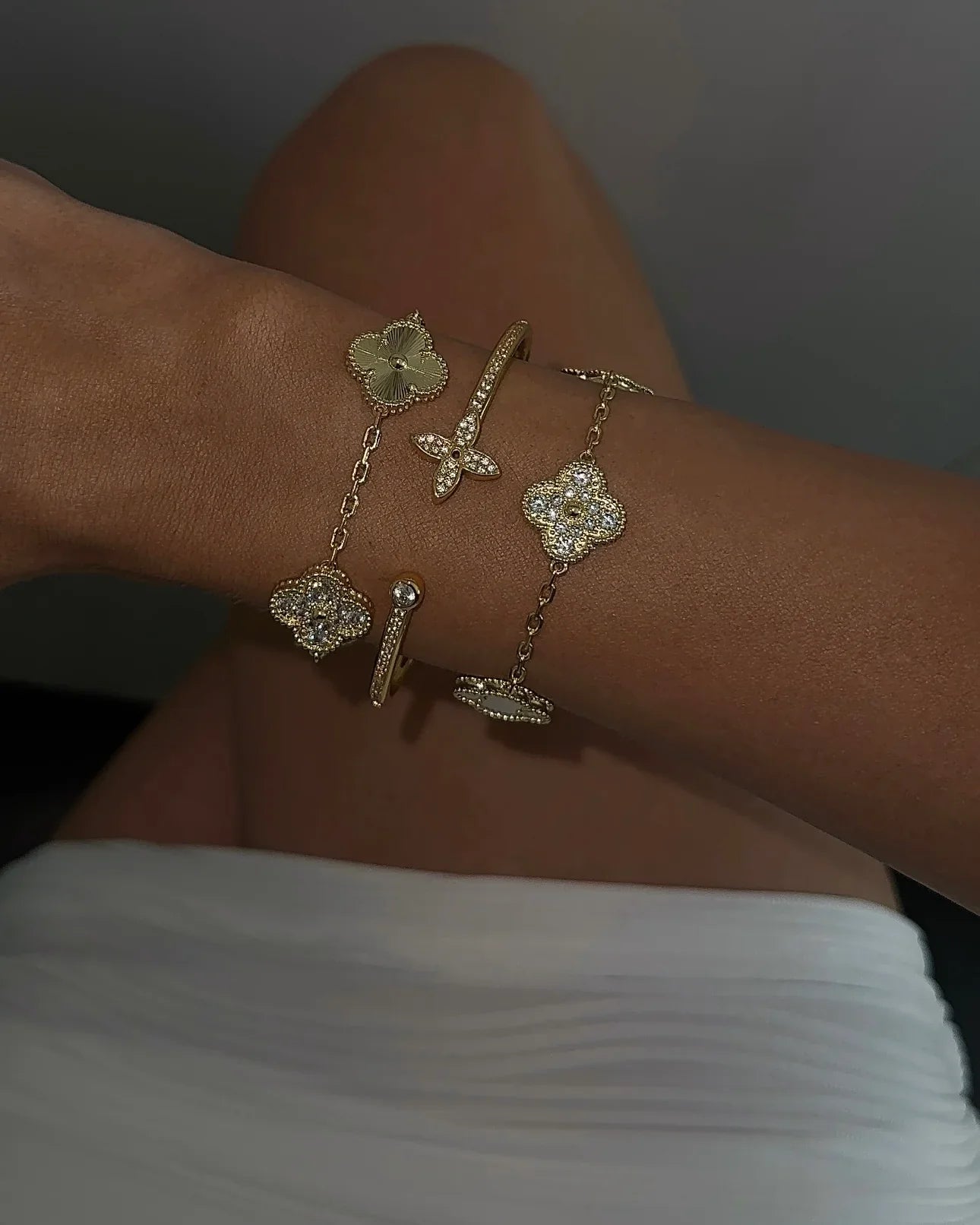 Lilly Star Cuff Gold